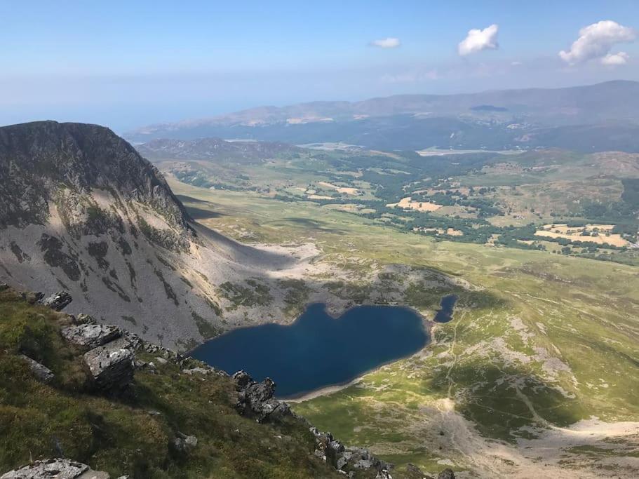 Y Cwtch - Panoramic Mountain Views Within Snowdonia'S National Park - 4X4 Recommended Villa ดอลเกซเซย์ ภายนอก รูปภาพ